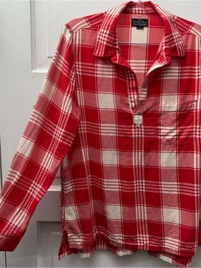 Broadway & Broome Red Plaid Popover Shirt Medium